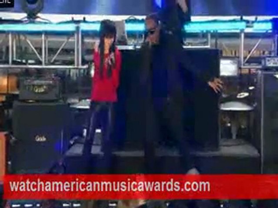 Taio Cruz and Christina Grimmie full AMA 2011 performance