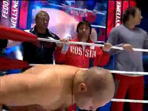 Putin, Karma Dövüş müsabakasında protesto edildi