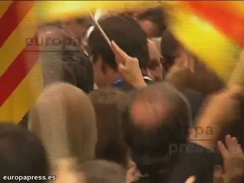 CiU gana al PSC por primera vez en Cataluña