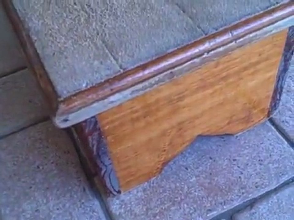 Is This a Safe Wooden Bus Step Stool