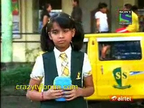 Parvarish Kuch Khatti Kuch Meethi - 28th November 2011 pt1