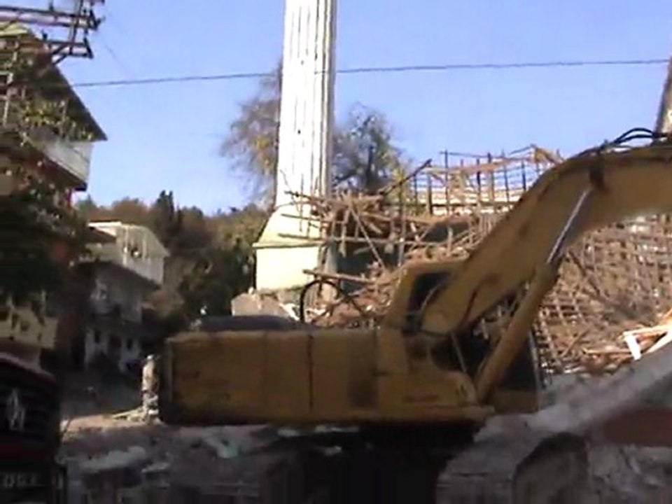 ORTACI KÖYÜ CAMİİ YIKILDI