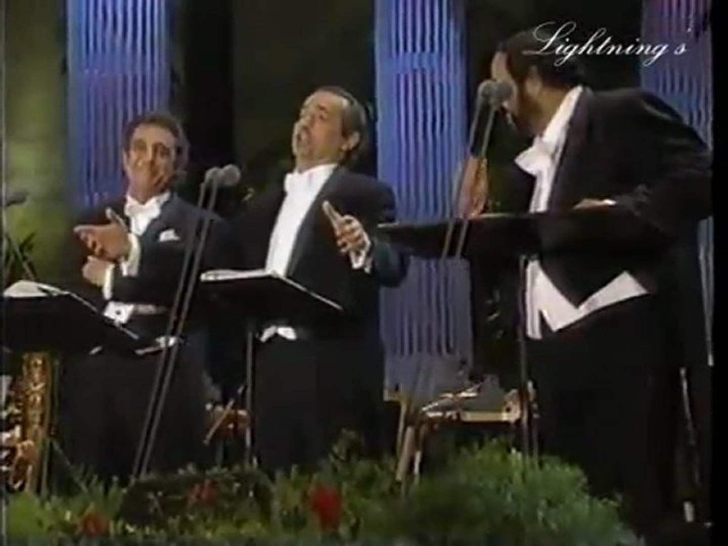 Пою 3 видео. 3 Тенора Паваротти Доминго Каррерас. The three Tenors in Concert, 1994 три тенора. 3 Тенора Паваротти Доминго Каррерас на концерте. Доминго и Хосе Каррерас.