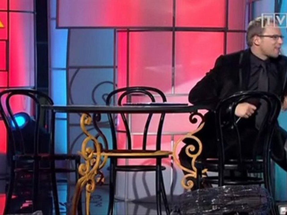 Maciej Stuhr - Przekrzykiwanie się w głośnym miejscu (10-lecie Ani Mru Mru)