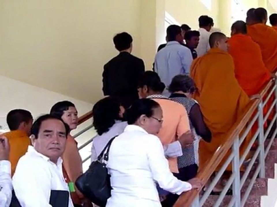 Cambodge: début du procès de trois hauts dirigeants khmers rouges