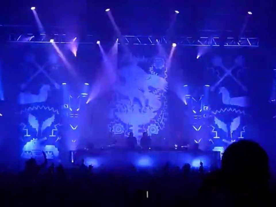 Birdy Nam Nam - The Parachute Ending Live @Le Zénith Paris