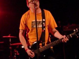 Mikey Erg au Warmaudio le 18 / 11 / 2011