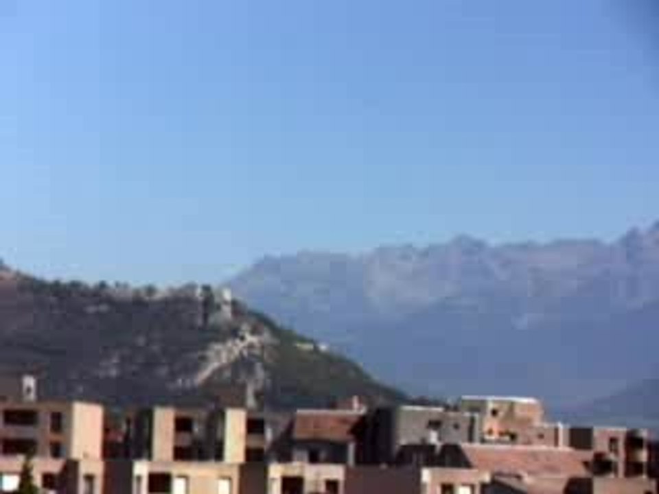 Grenoble vue sur Belledonne le 01sept06