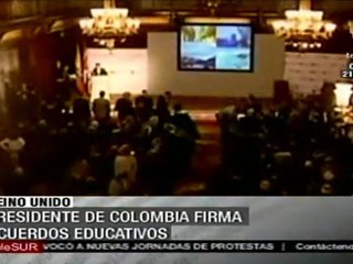 Santos firma acuerdos educativos en Inglaterra