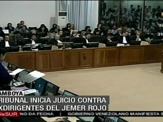Tribunal inicia juicio contra exdirigentes del Jemer Rojo