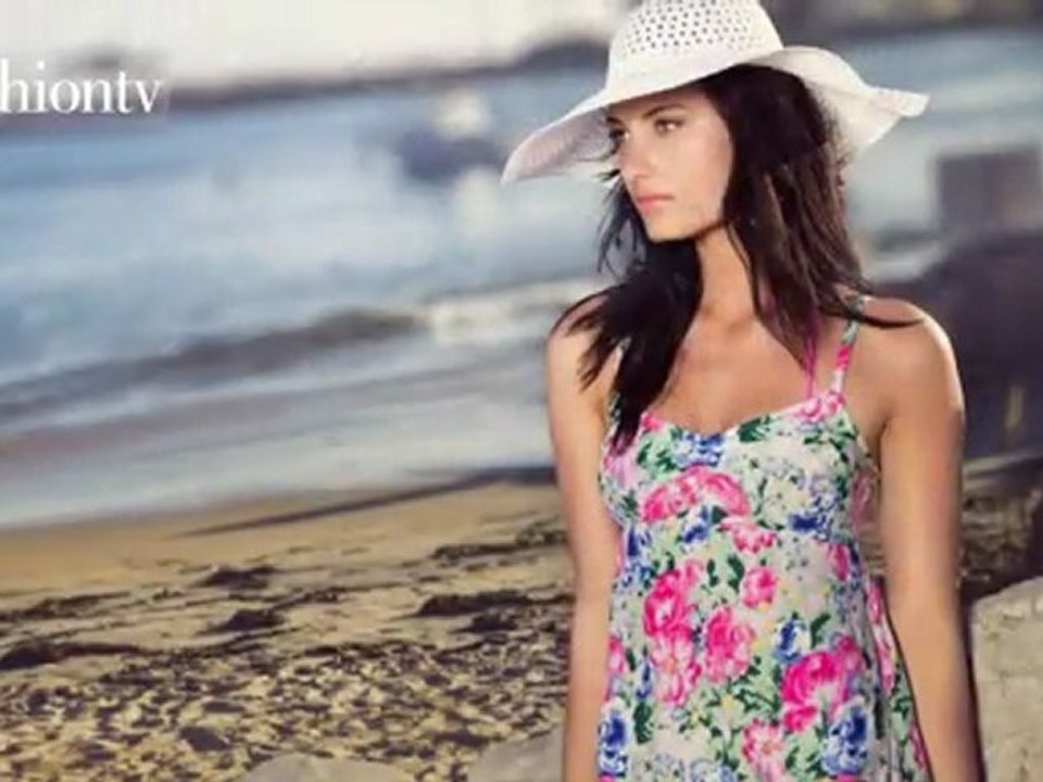 Monique of America's Next Top Model: Bikini Photoshoot | FTV