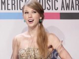 Taylor Swift and J-Lo Are Big Winners at American Music Awards