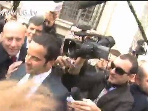 Alemanno alle prese con Annarella e 'Maroni'