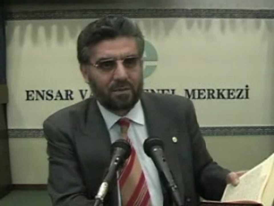 Allah'ın Ayetlerini Gizleyen Hocaya Açık Uyarı...