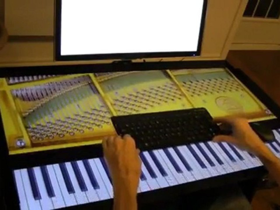 EXOdesk first look