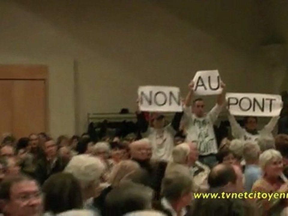 Chemetov dépassé par l'opposition à son autopont en pleine ville