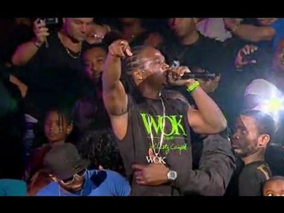 Admiral T - La Nuit d'Outre Mer à Bercy - "Fos a peyi la" & "Yo pa enme" (Official)