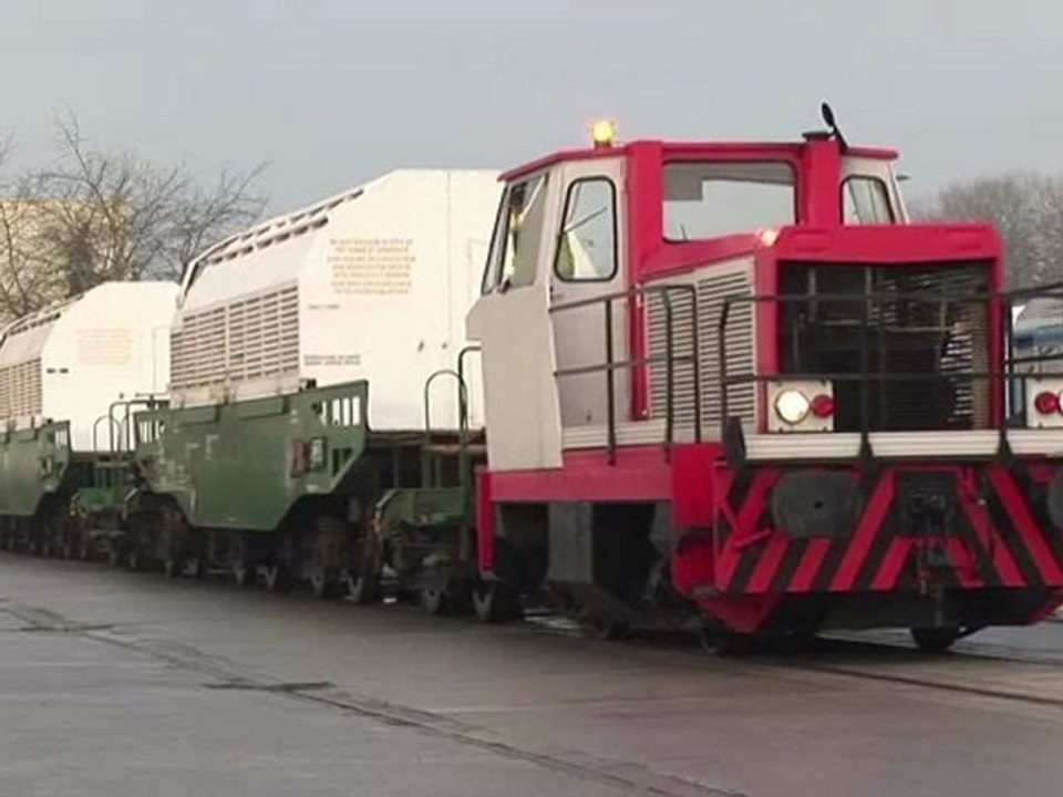 Un convoi de déchets nucléaires allemands quitt...
