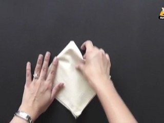 Fold a Pyramid Napkin in Marathi