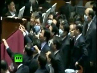 South Korea_ Opposition MP used tear gas powder