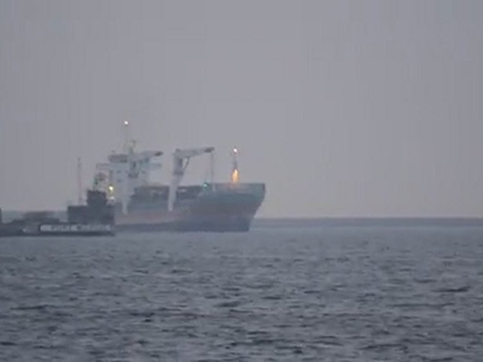 Arrivée du cargo Ijsselborg à Cherbourg le 22 novembre 2011