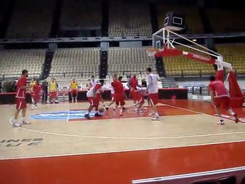 RedPlanet.gr - Προπόνηση στο ΣΕΦ ενόψει Μπιλμπάο