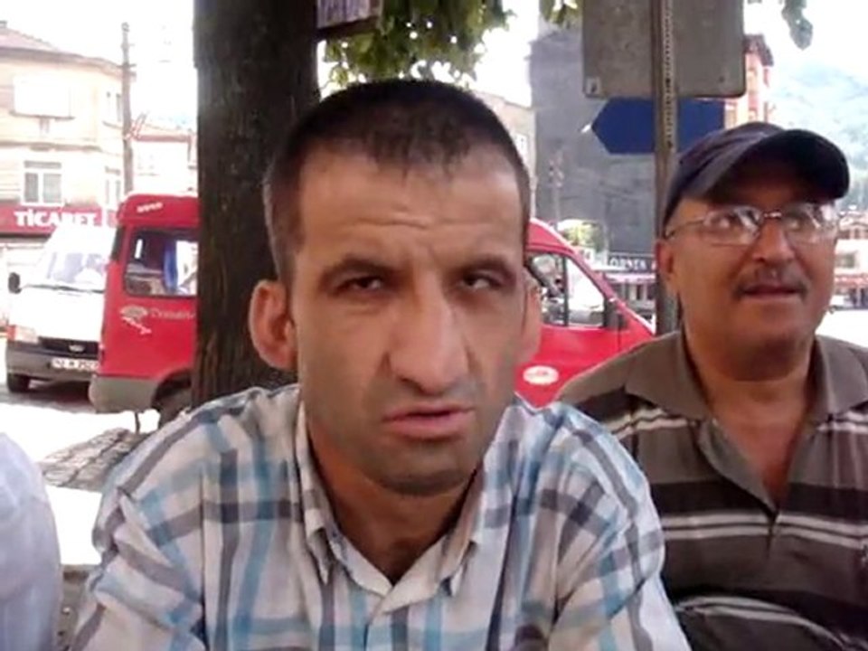 PERŞEMBE KAZANCILI KÖYÜ .Kutluca köyünde Yaşar memiş Sen ellere gelin'mi oldun diyor