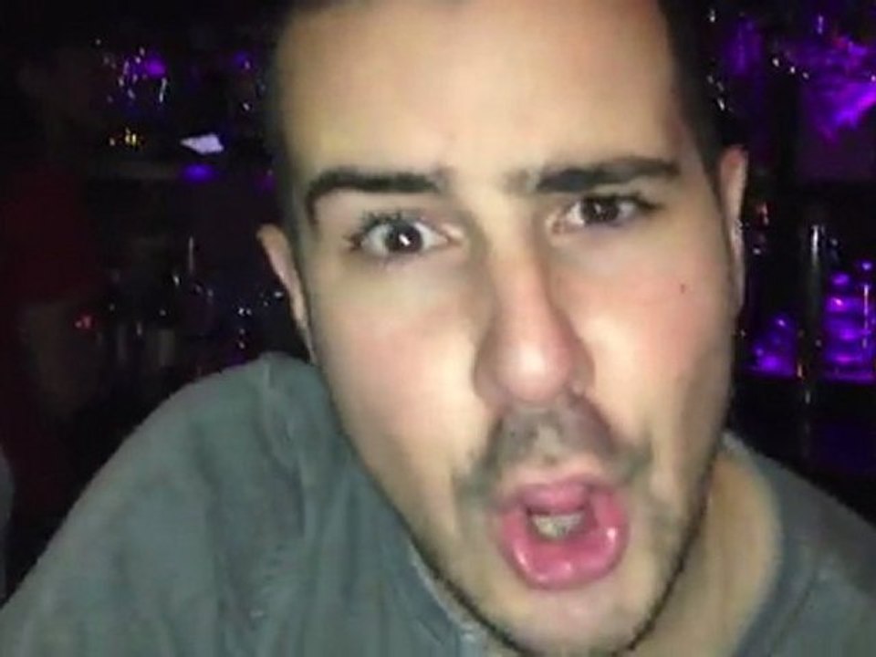 Unrelated Folie