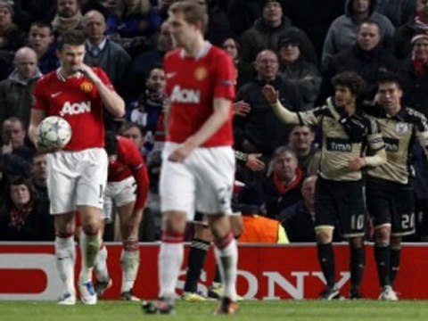 Manchester United 2-2 Benfica Berbatov great-header, Fletcher great-finsih