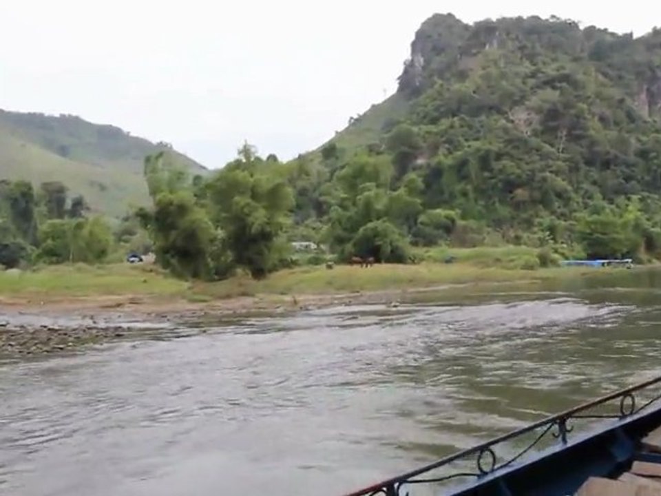 SUR LE LAC BA BE