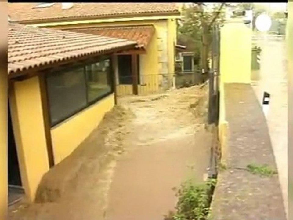 Heavy rains cause flooding in Sicily