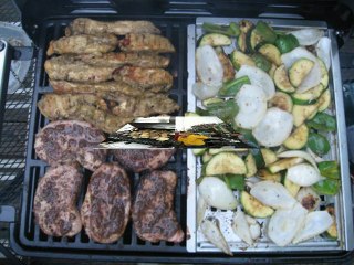 Cuisinart CGG-200 All-Foods 12,000-BTU Tabletop Propane Gas Grill