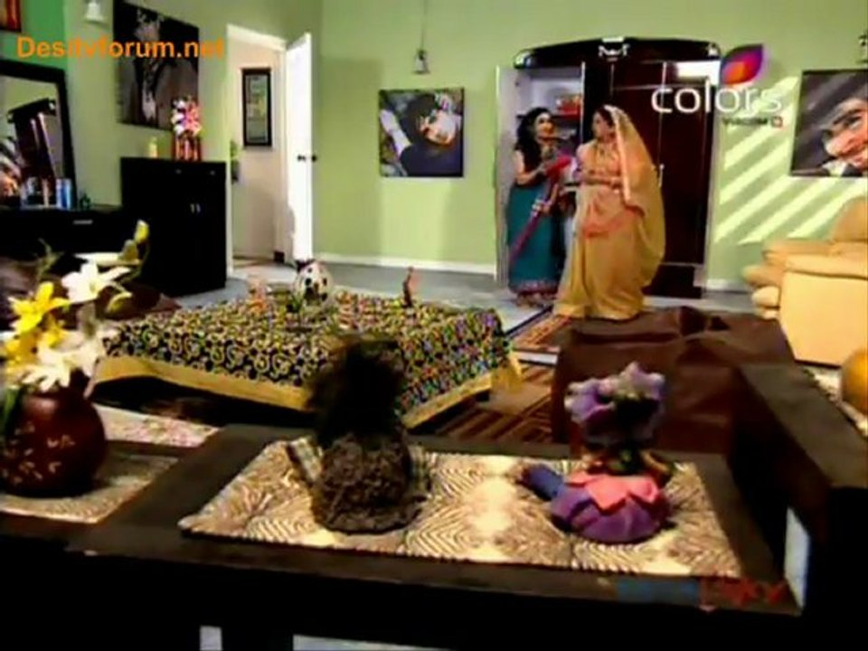 Hamari Saas Leela -23rd November 2011 Watch Video Online p2
