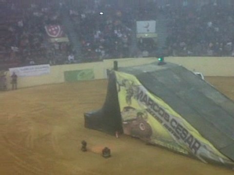 VID 00015-20111120-1738