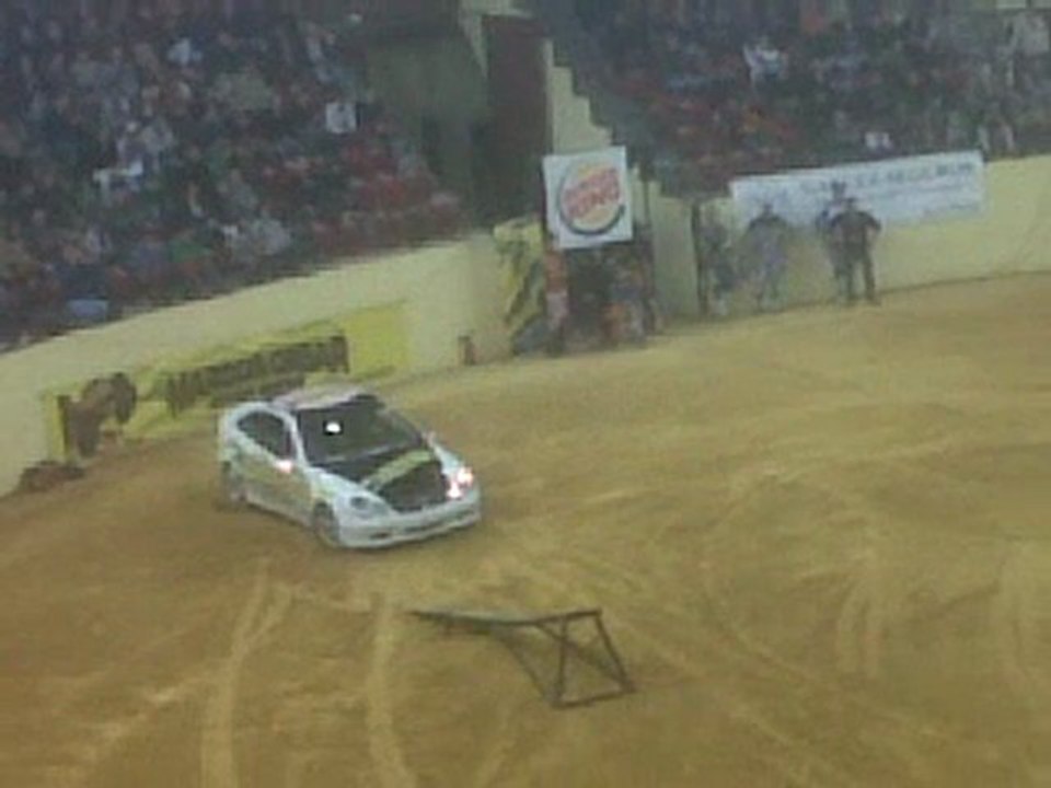 VID 00016-20111120-1742