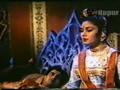 Dheere Dheere Dhal Re Chanda - Angulimaal