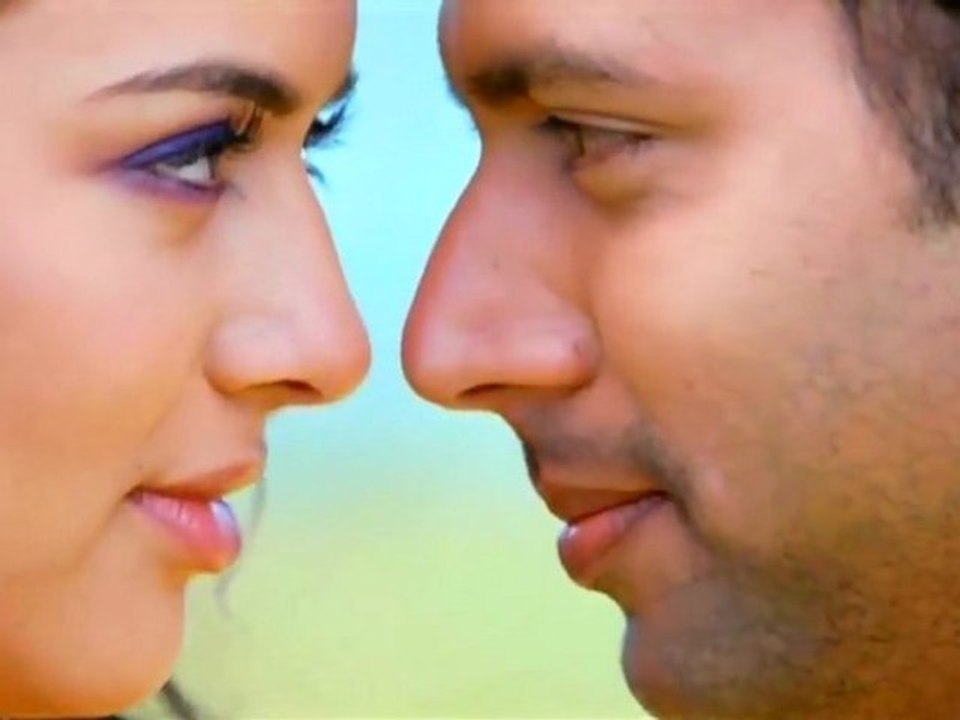 Engeyum Kadhal-Thee Illai