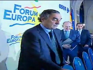 Rosell: o se reconduce la economía o la situación será muy complicada