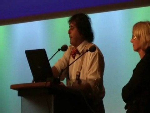 Rosette Marescotti et Yves Gineste, Co-concepteurs de la philosophie de soin de l’Humanitude : La perte de la verticalité est un véritable deuil. La grabatisation n’est pas une fatalité.