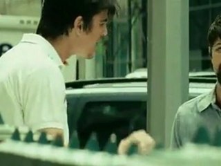 August ( bande annonce VO )