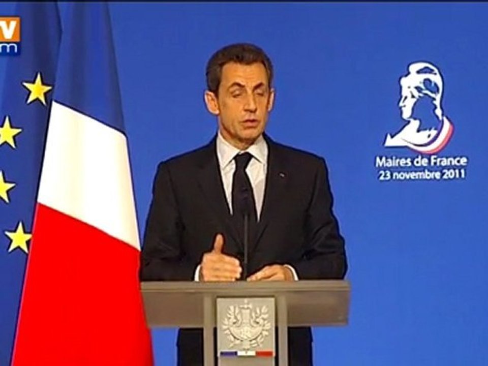 Vote des étrangers : loi "hasardeuse" pour Sarkozy