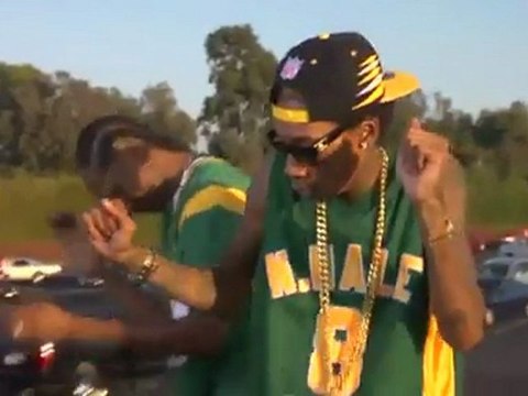 Wiz Khalifa ft Snoop Dogg - Young Wild & Free