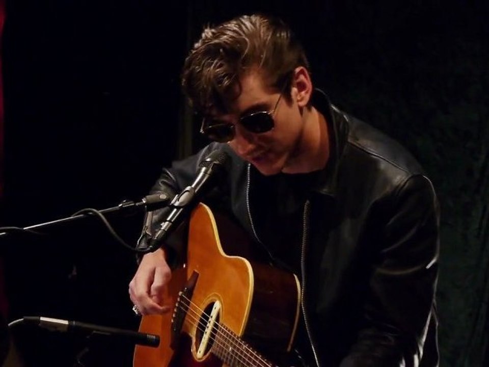 Arctic Monkeys - Love Is A Laserquest (Live on KEXP)