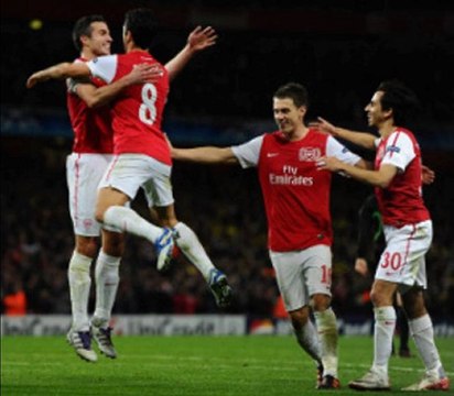 Arsenal 2-1 Dortmund Van Persie double, Kagawa scored