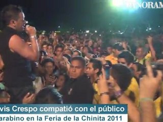 Elvis Crespo cantó sus exitos en el complejo ferial de Grano de Oro