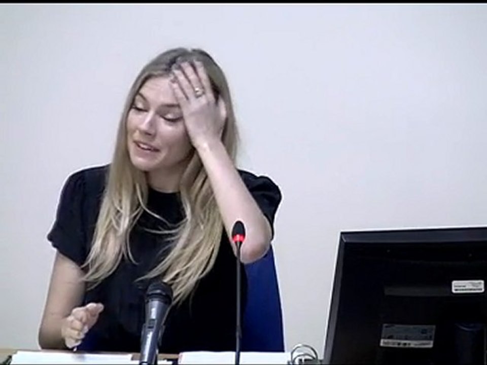 Sienna Miller tells Leveson Inquiry "I was spat at"