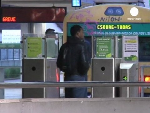 Portuguese unions stage general strike over cuts