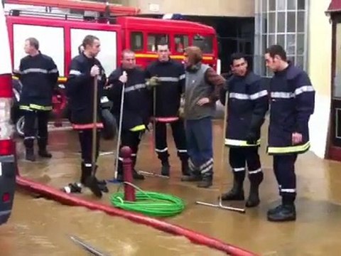 Inondation place des jacobins au Mans