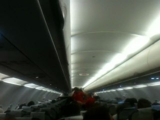 Μοδέστο και Τζεμπούρ στο αεροπλάνο