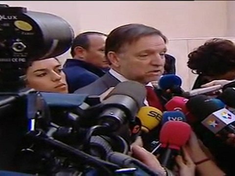 Iglesias cree que Rubalcaba optará a la secretaría general del PSOE